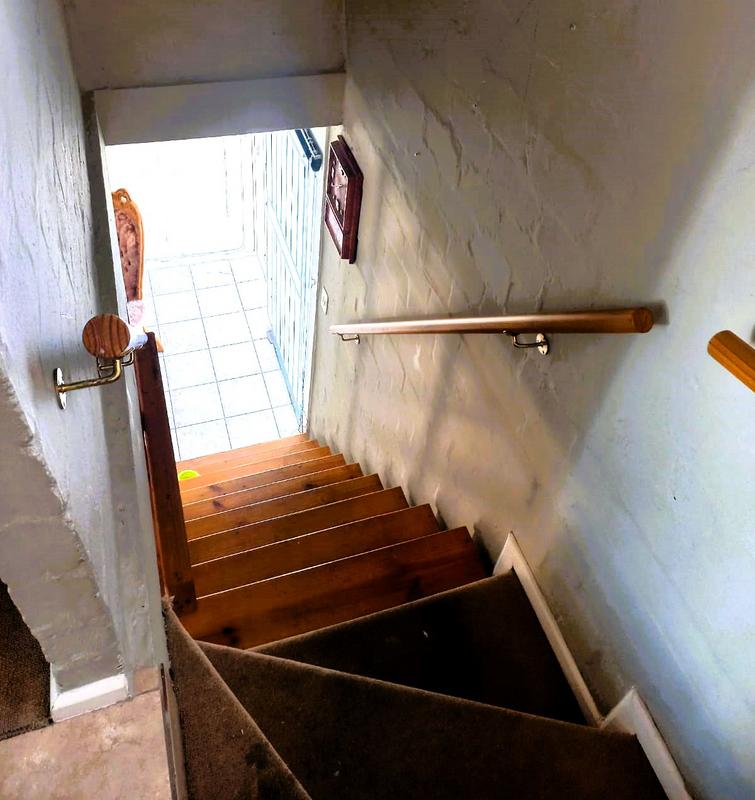 4 Bedroom Property for Sale in Guldenland Western Cape